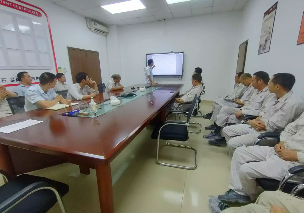 生產(chǎn)部組織管理制度宣貫培訓(xùn).jpg